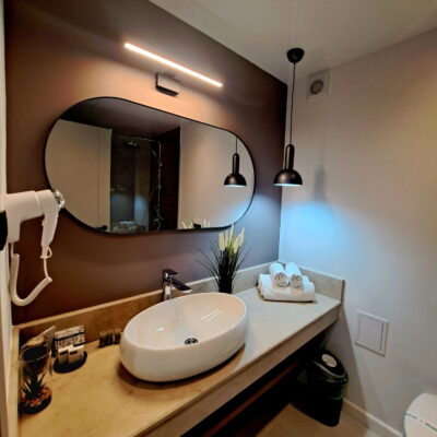 b50ba91f-0aff-4bfa-afa2-2add1fc05d8c